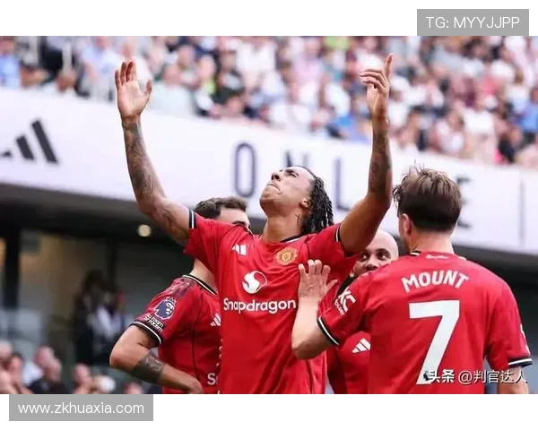 红色荣耀再燃英伦战火利物浦与曼联巅峰对决谁能称雄 红色荣耀再燃英伦战火利物浦与曼联巅峰对决谁能称雄