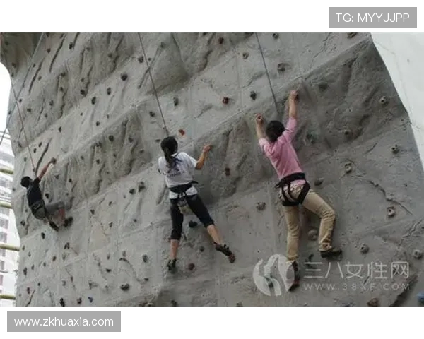 广州攀岩队在极限运动嘉年华中的耐力挑战与精彩表现分析