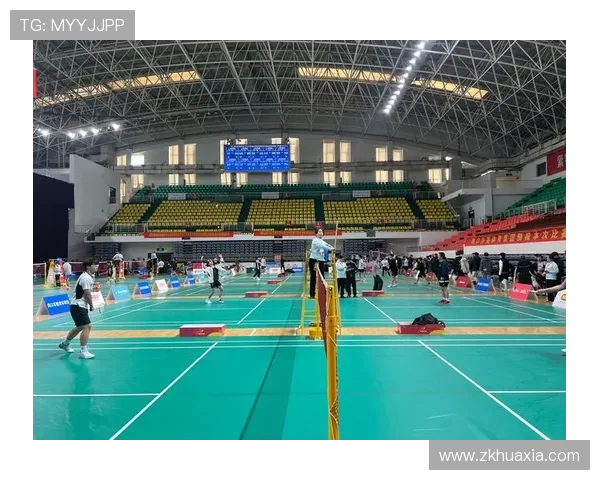 成都羽毛球队与上海羽毛球队赛后复盘分析个人能力对比与表现